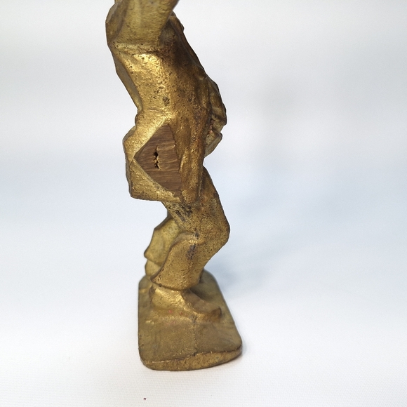 Solid Brass Statuette of Drunk Man Leaning on a Lamppost - Picture 6 of 9